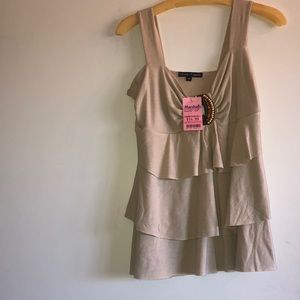 Beige tank shirt